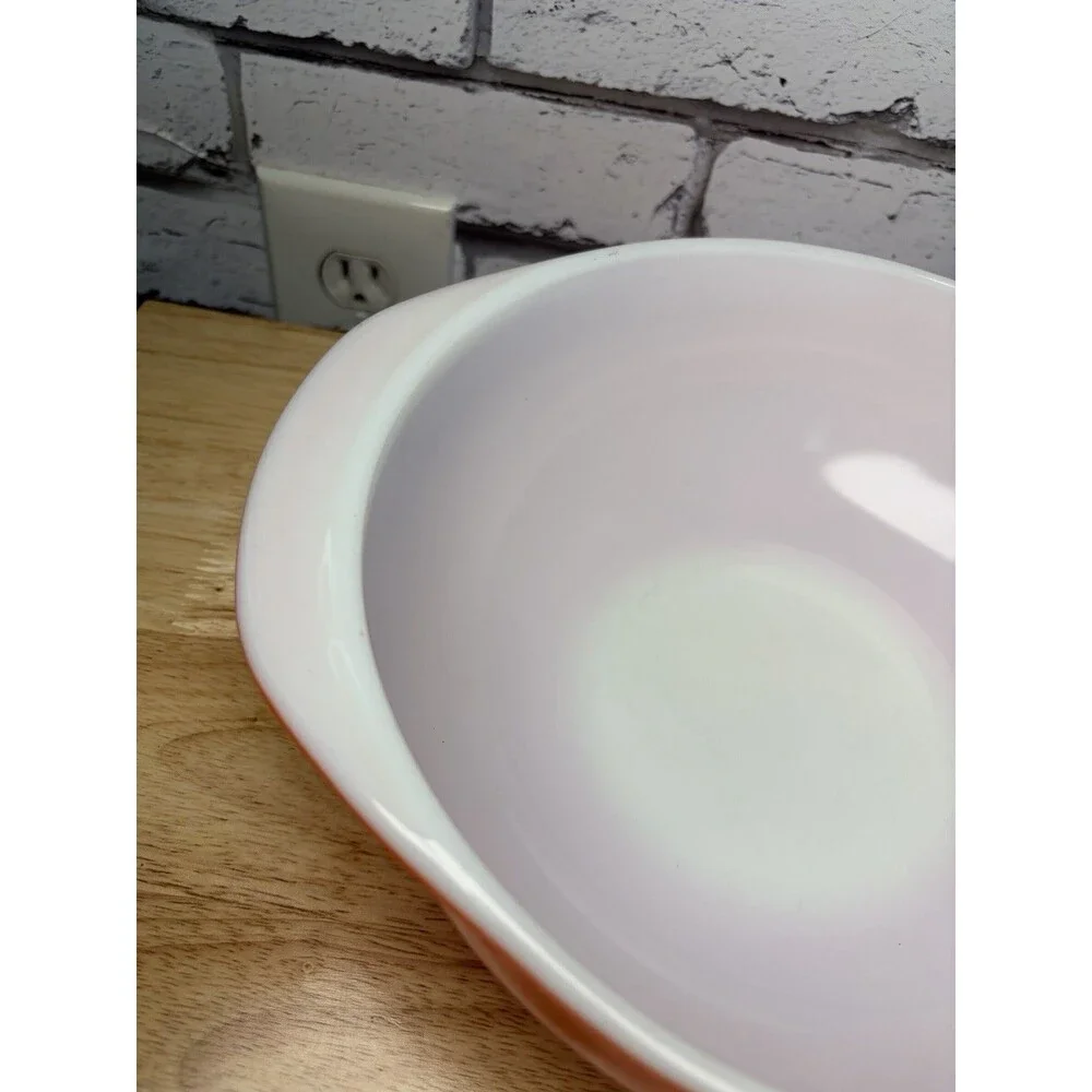 Red Pyrex Mixing Bowl 2 Qt. #024 USA Vintage